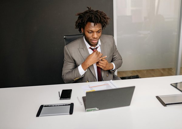 Optimiser sa toiture à antibes : enjeux, stratégies et solutions pour réussir ses travaux de couverture